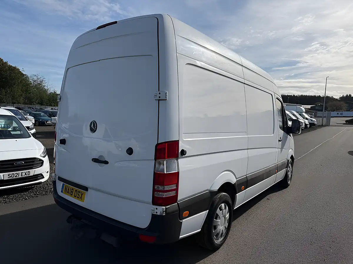 Used 2018 Mercedes-Benz Sprinter Panel Van L1 White - Interior and Exterior details 7