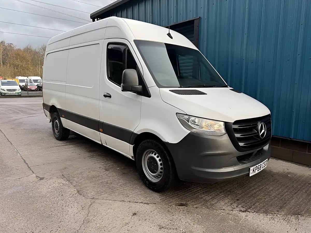 Used 2018 Mercedes-Benz Sprinter Panel Van L2 H2 White - Front View