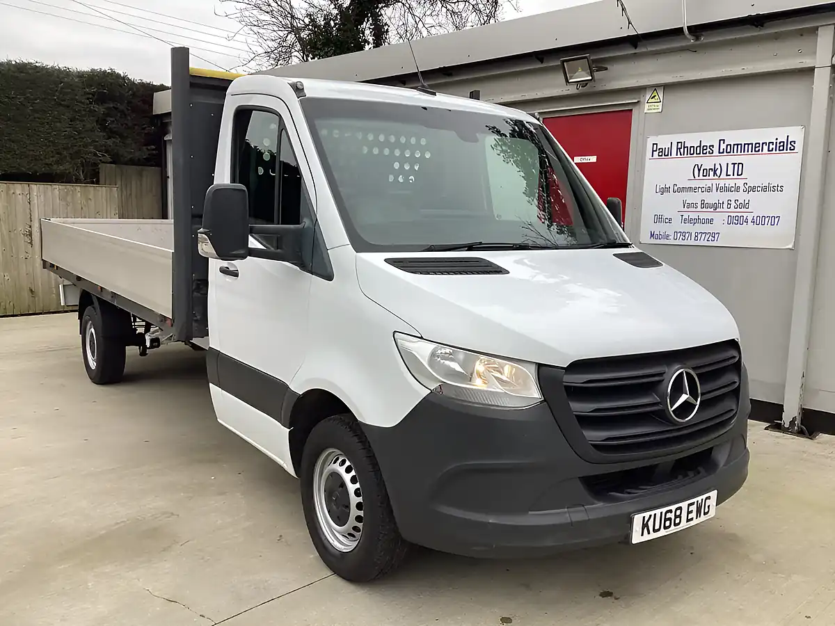 Used 2018 Mercedes-Benz Sprinter Pick Up Lwb White - Interior and Exterior details 2