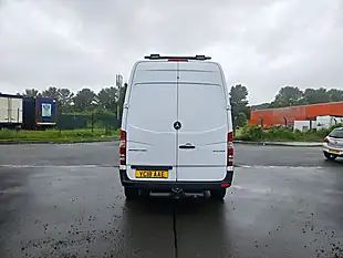 Used 2018 Mercedes-Benz Sprinter Swb Crew Van White - Interior and Exterior details 7