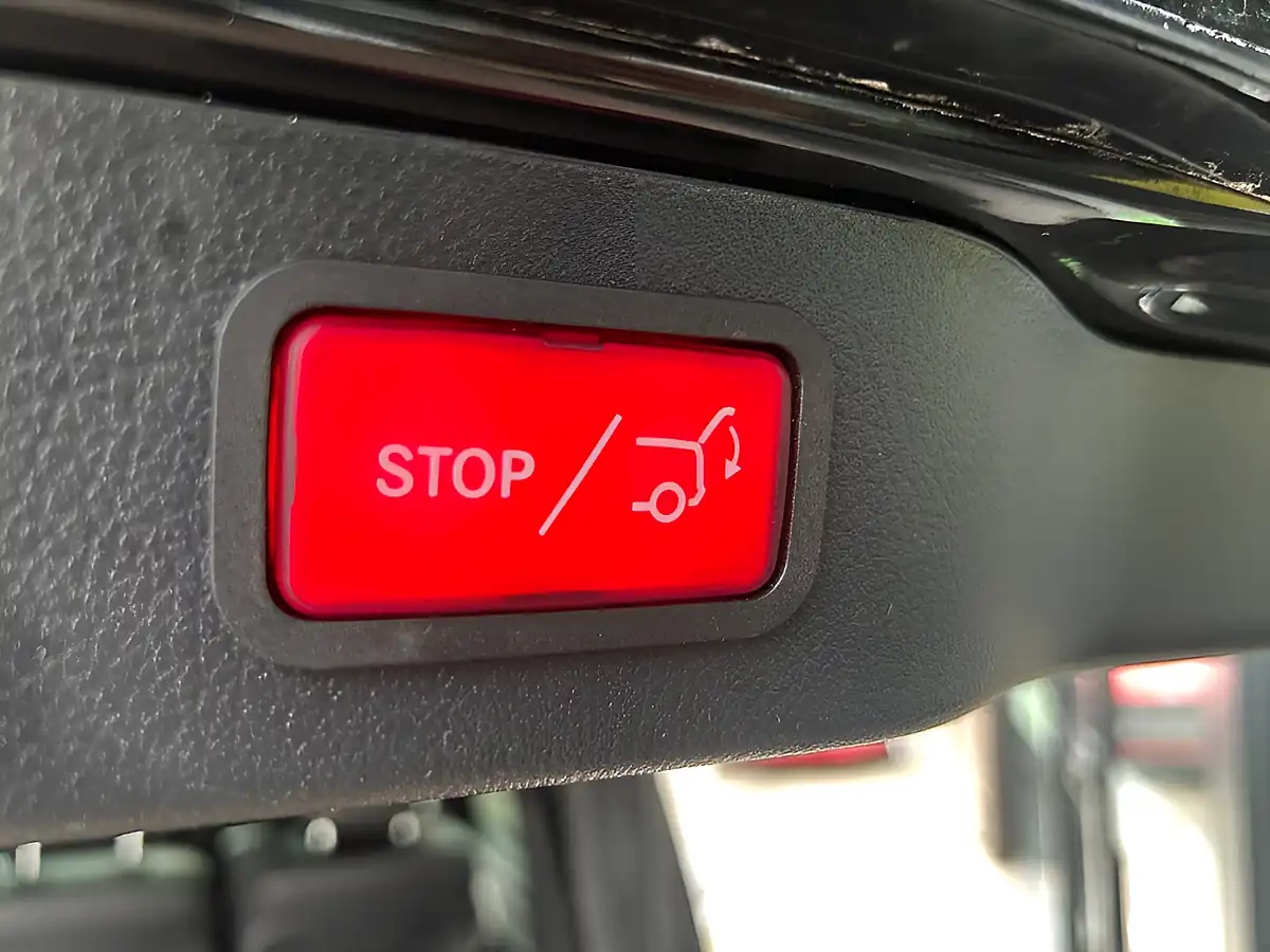 Used 2018 Mercedes-Benz V-Class Sport L Black - Interior and Exterior details 9