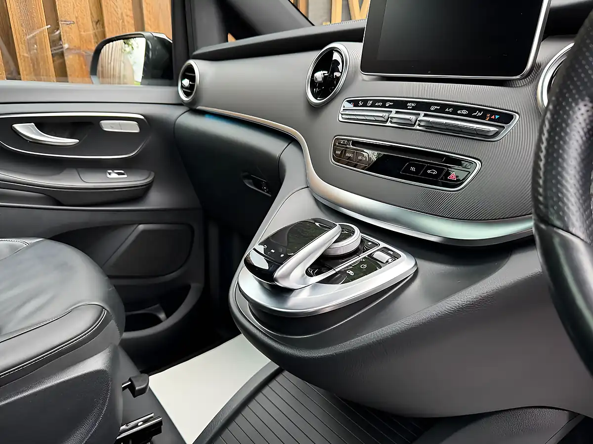 Used 2018 Mercedes-Benz V Class Sport Obsidian Black - Interior and Exterior details 8