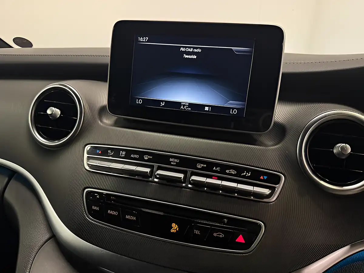 Used 2018 Mercedes-Benz V Class Sport Silver - Interior and Exterior details 17