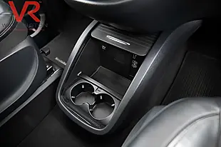Used 2018 Mercedes-Benz V Class Sport Silver - Interior and Exterior details 17
