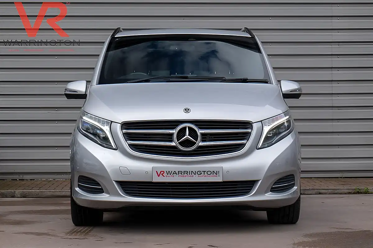 Used 2018 Mercedes-Benz V Class Sport Silver - Interior and Exterior details 4