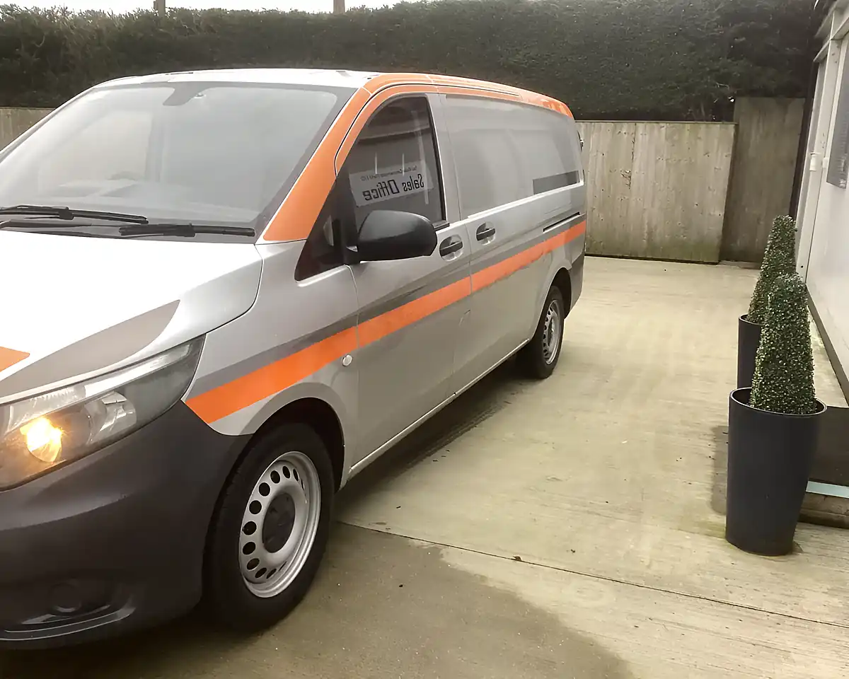 Used 2018 Mercedes-Benz Vito 114 Lwb Silver - Interior and Exterior details 15