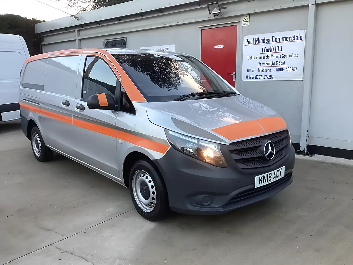 Used 2018 Mercedes-Benz Vito 114 Lwb Silver - Interior and Exterior details 3