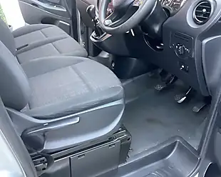 Used 2018 Mercedes-Benz Vito 114 Lwb Silver - Interior and Exterior details 18
