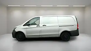 Used 2018 Mercedes-Benz Vito L2 Silver - Interior and Exterior details 4