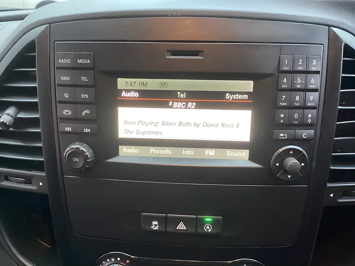 Used 2018 Mercedes-Benz Vito Lwb Silver - Interior and Exterior details 12