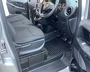 Used 2018 Mercedes-Benz Vito Lwb Silver - Interior and Exterior details 16