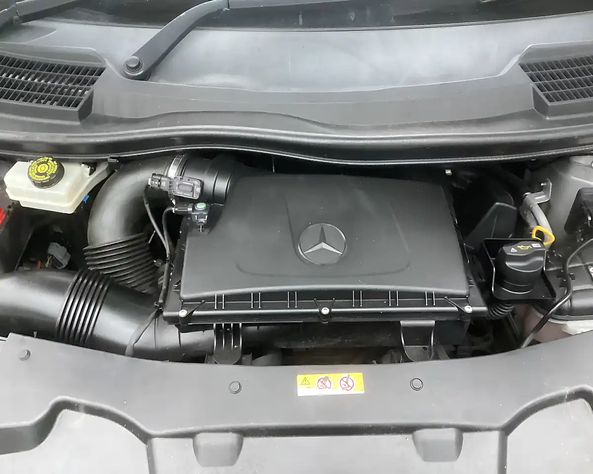 Used 2018 Mercedes-Benz Vito Lwb Silver - Interior and Exterior details 18