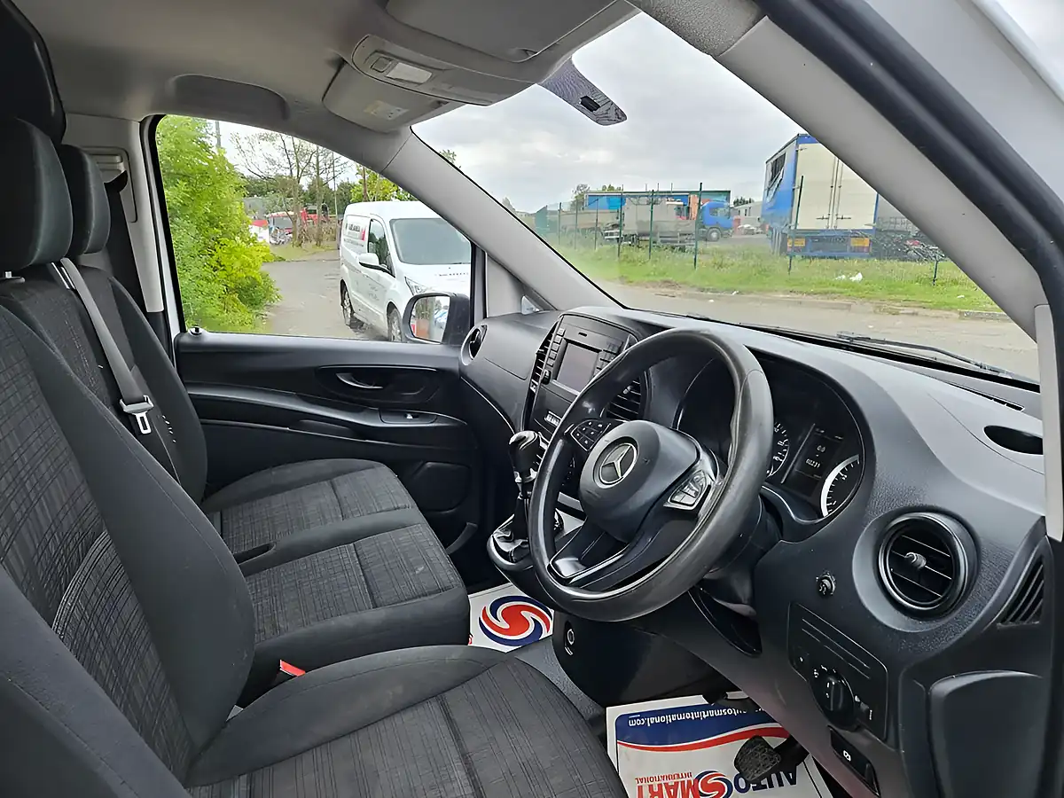 Used 2018 Mercedes-Benz Vito Lwb White - Interior and Exterior details 12