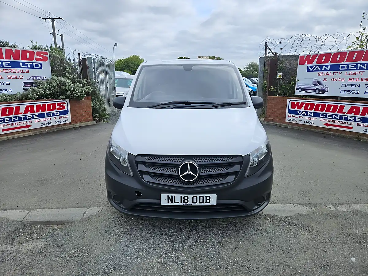 Used 2018 Mercedes-Benz Vito Lwb White - Interior and Exterior details 3