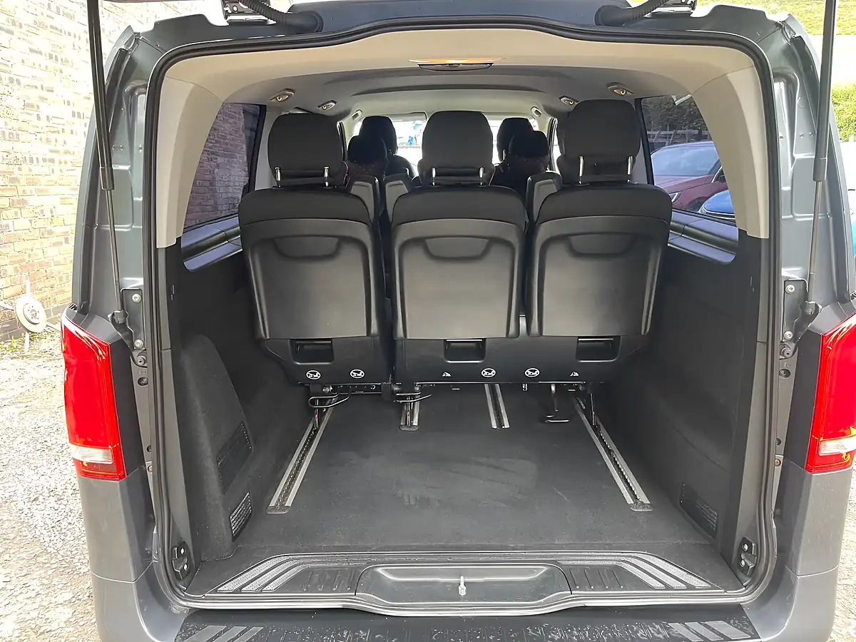 Used 2018 Mercedes-Benz Vito Select 8-Seater 7G-Tronic Grey - Interior and Exterior details 20