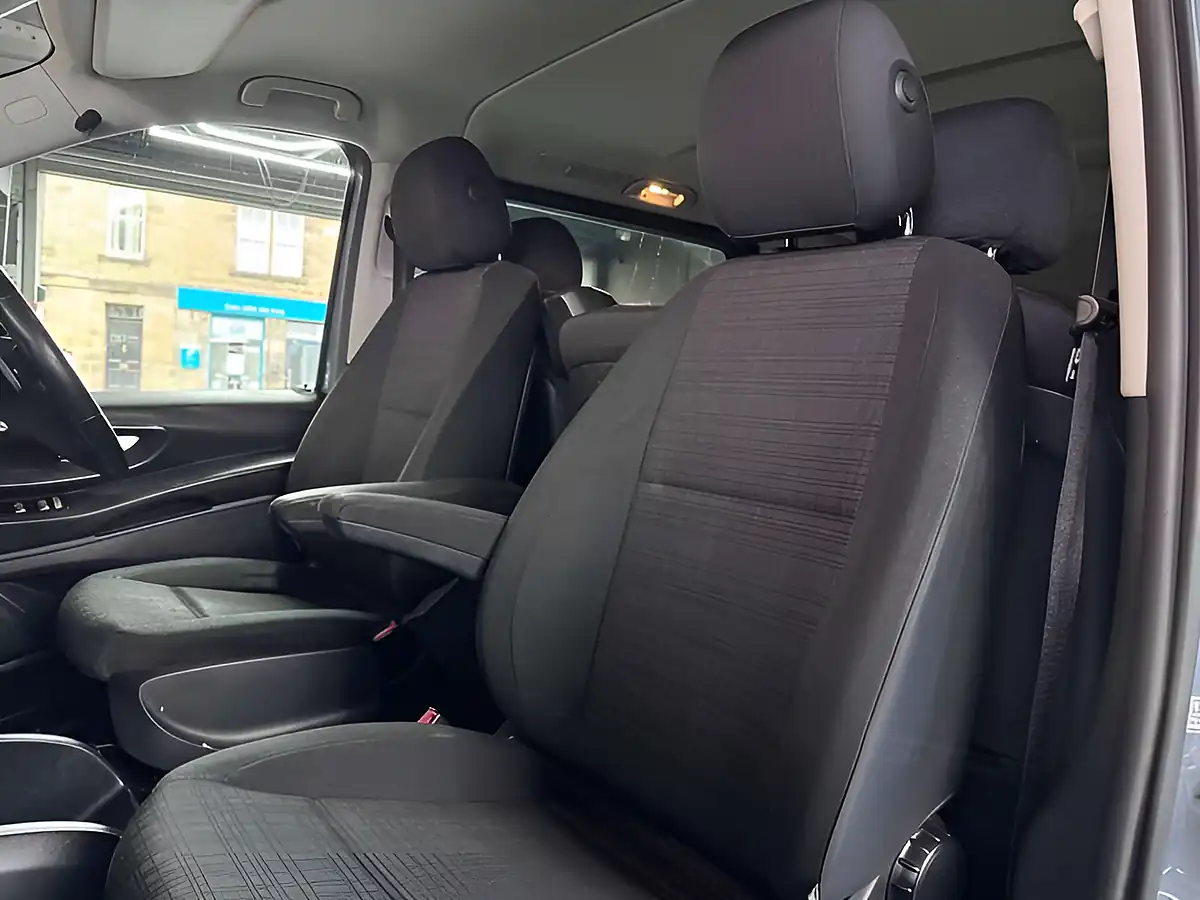 Used 2018 Mercedes-Benz Vito Select Grey - Interior and Exterior details 17
