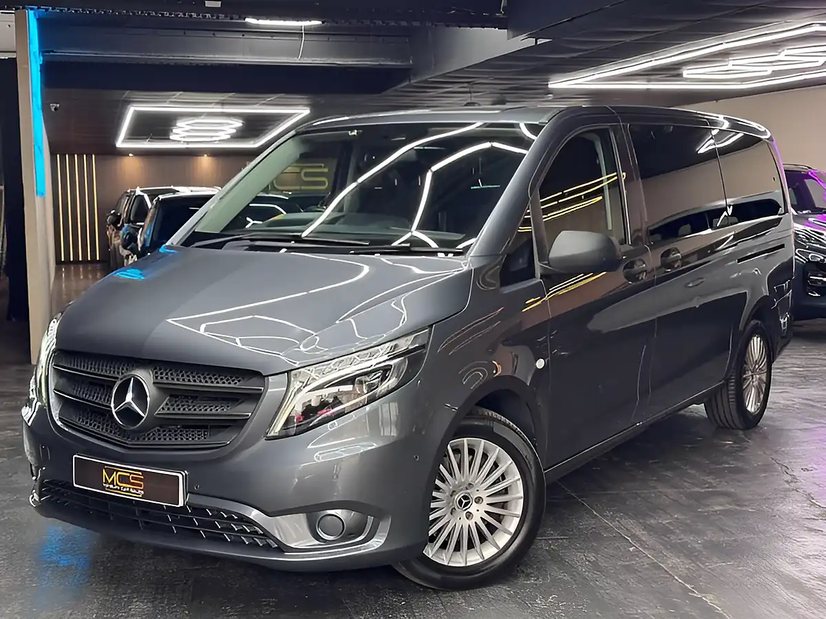 Used 2018 Mercedes-Benz Vito Select Grey - Interior and Exterior details 3