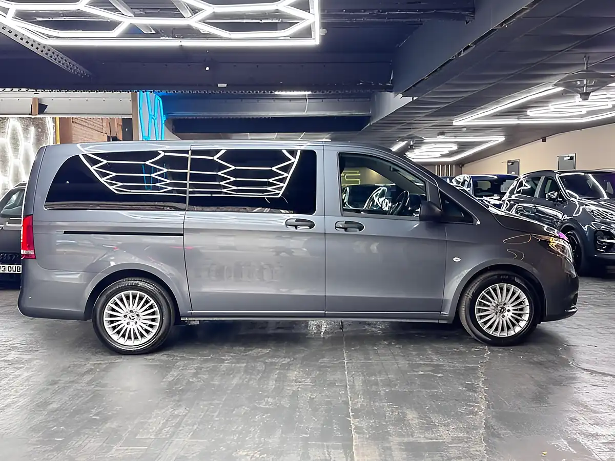 Used 2018 Mercedes-Benz Vito Select Grey - Interior and Exterior details 8