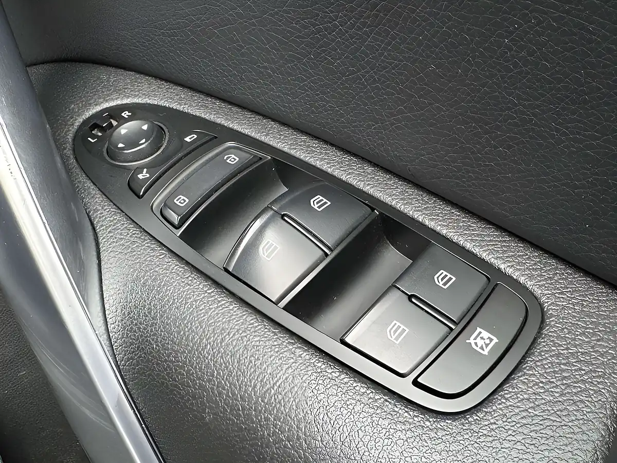 Used 2018 Mercedes-Benz X Class Power Black - Interior and Exterior details 20