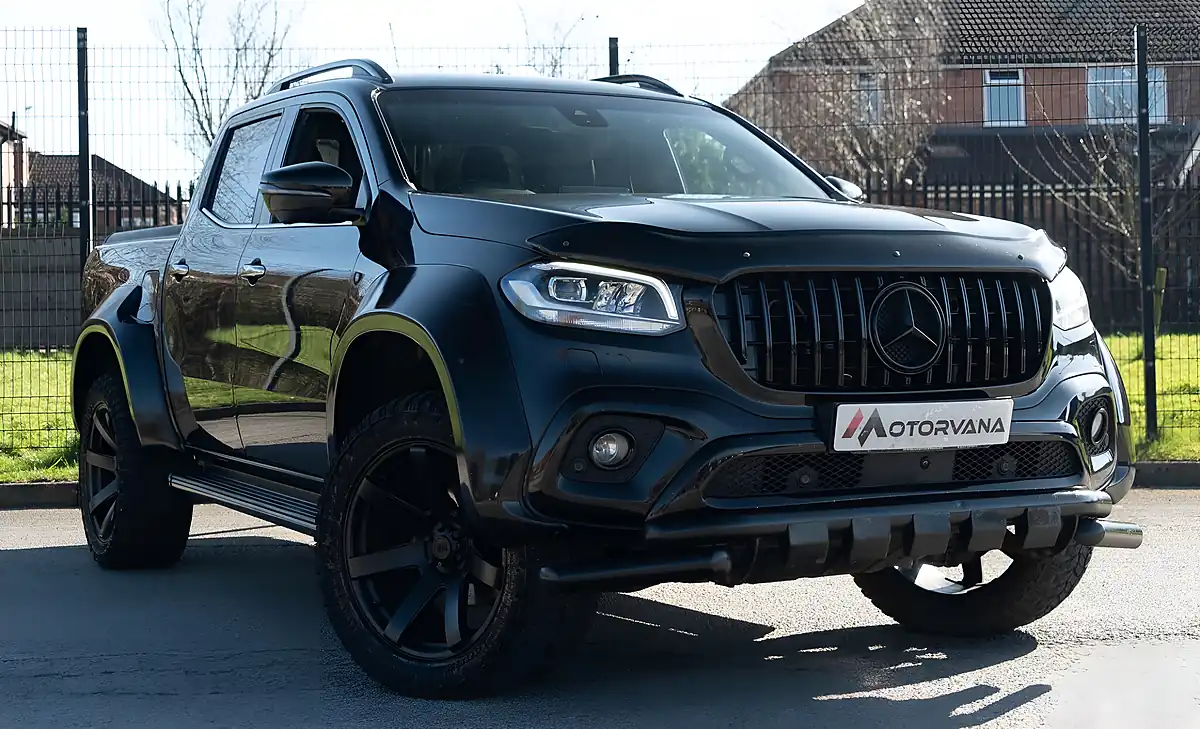 Used 2018 Mercedes-Benz X Class Power Black - Interior and Exterior details 6