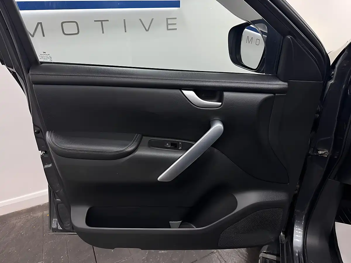 Used 2018 Mercedes-Benz X Class Power Grey - Interior and Exterior details 14