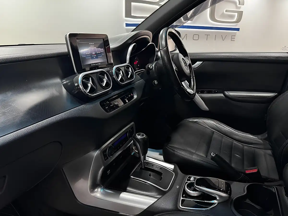 Used 2018 Mercedes-Benz X Class Power Grey - Interior and Exterior details 15