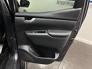 Used 2018 Mercedes-Benz X Class Power Grey - Interior and Exterior details 17