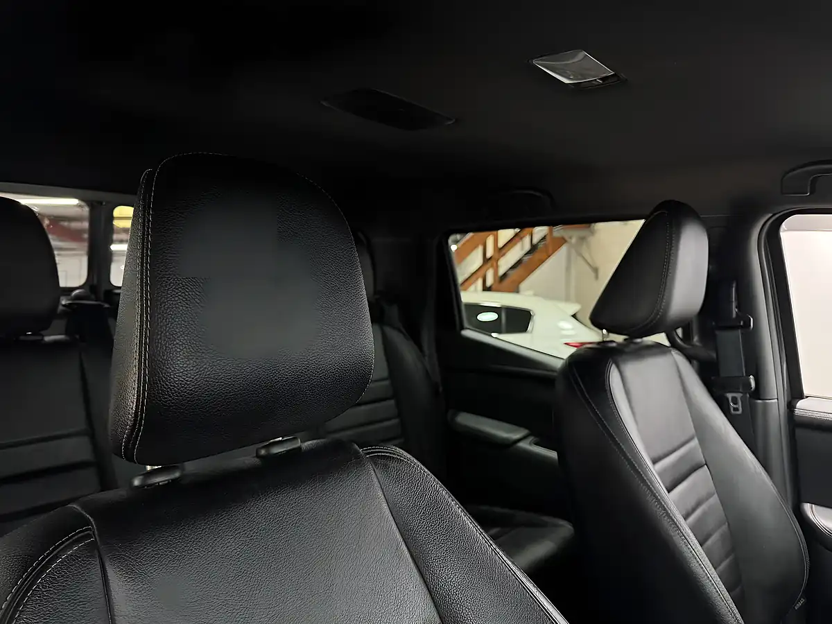 Used 2018 Mercedes-Benz X Class Power Grey - Interior and Exterior details 8