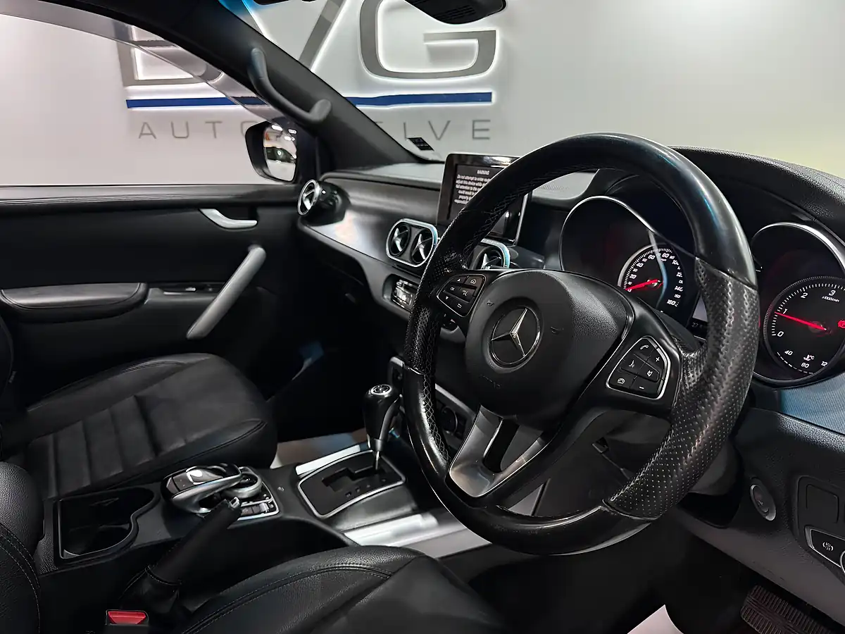Used 2018 Mercedes-Benz X Class Power Grey - Interior and Exterior details 9