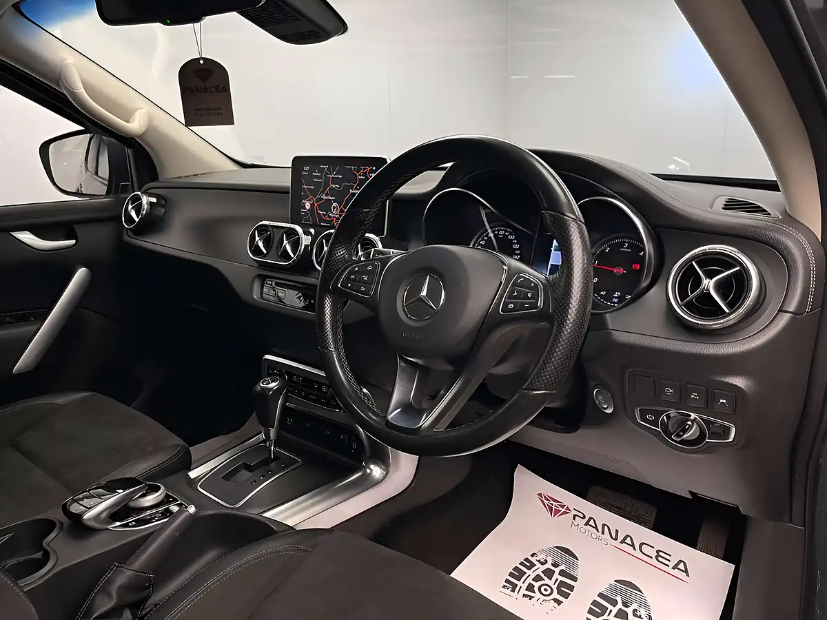 Used 2018 Mercedes-Benz X Class Power Grey - Interior and Exterior details 11