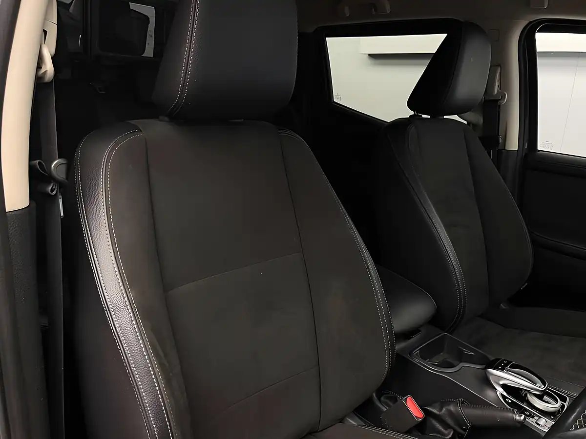 Used 2018 Mercedes-Benz X Class Power Grey - Interior and Exterior details 12