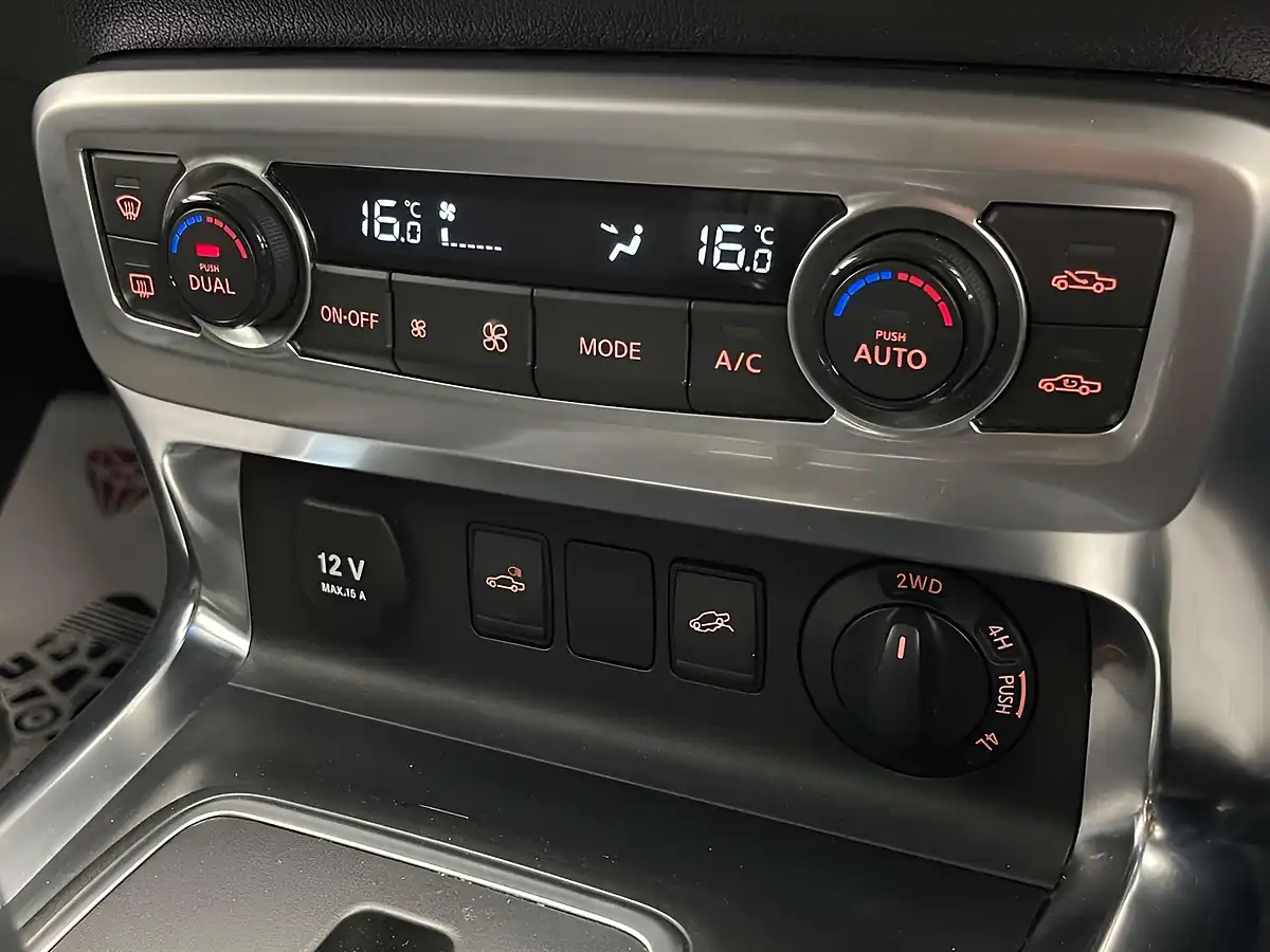 Used 2018 Mercedes-Benz X Class Power Grey - Interior and Exterior details 14