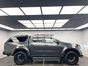 Used 2018 Mercedes-Benz X Class Power Grey - Interior and Exterior details 2