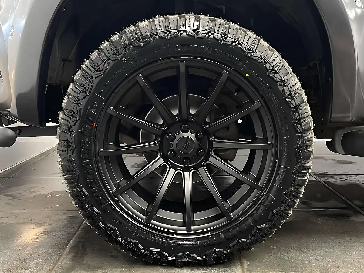 Used 2018 Mercedes-Benz X Class Power Grey - Interior and Exterior details 20