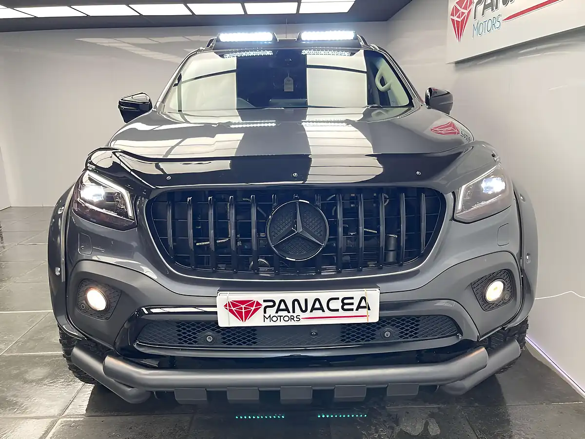 Used 2018 Mercedes-Benz X Class Power Grey - Interior and Exterior details 5