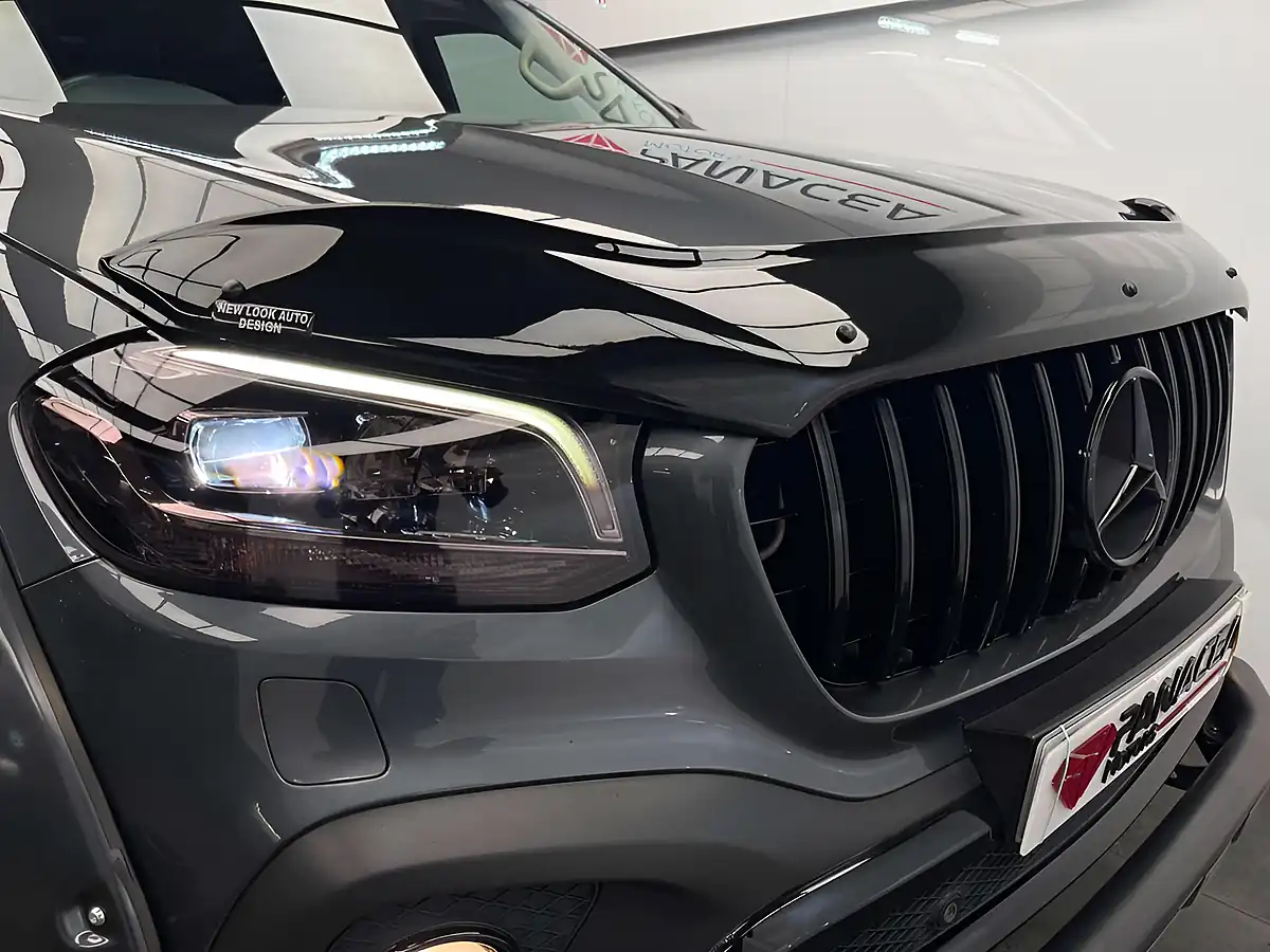 Used 2018 Mercedes-Benz X Class Power Grey - Interior and Exterior details 8