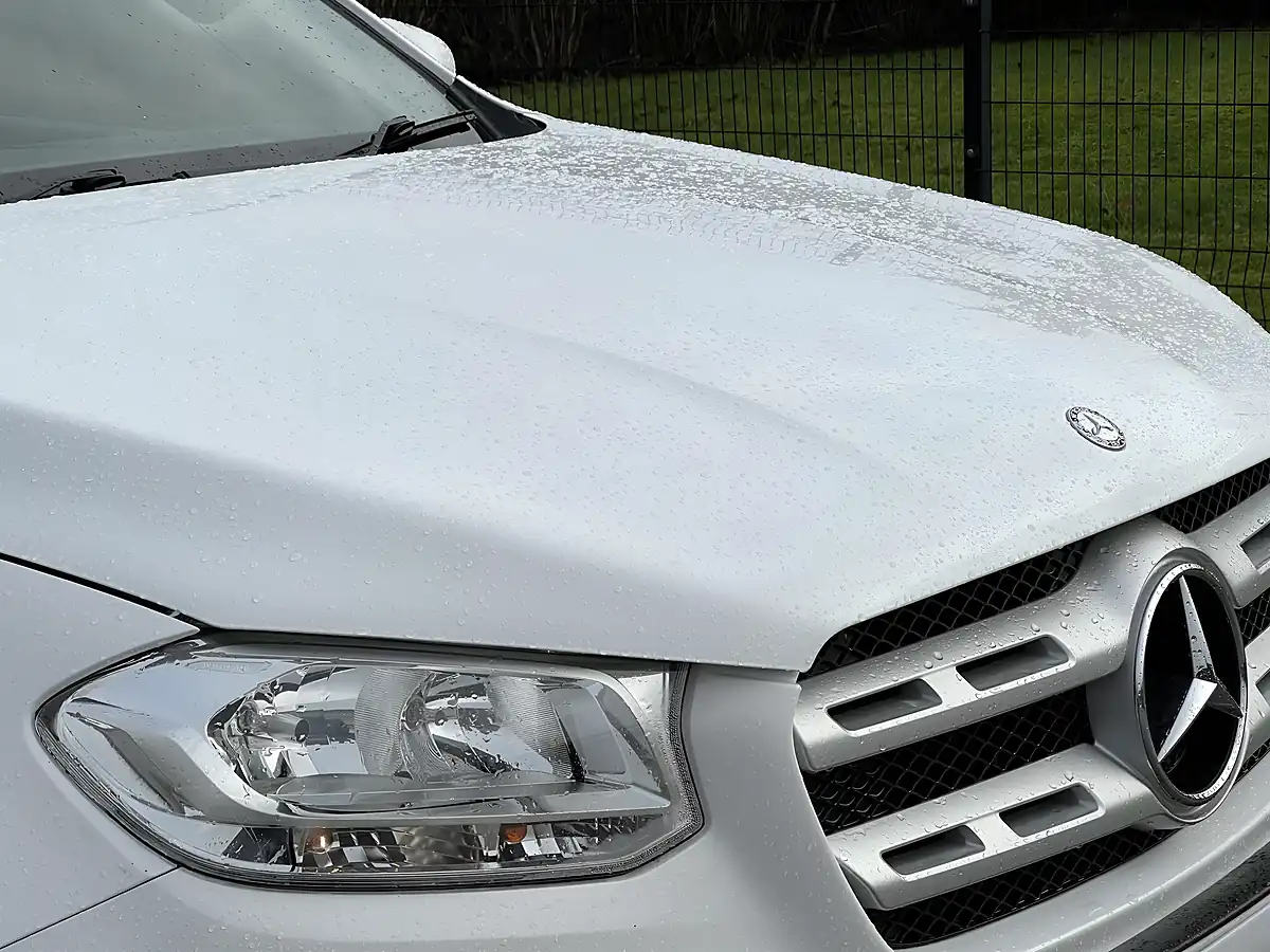Used 2018 Mercedes-Benz X Class Progressive White - Interior and Exterior details 19