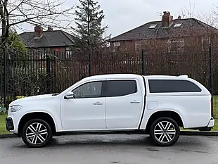 Used 2018 Mercedes-Benz X Class Progressive White - Interior and Exterior details 5