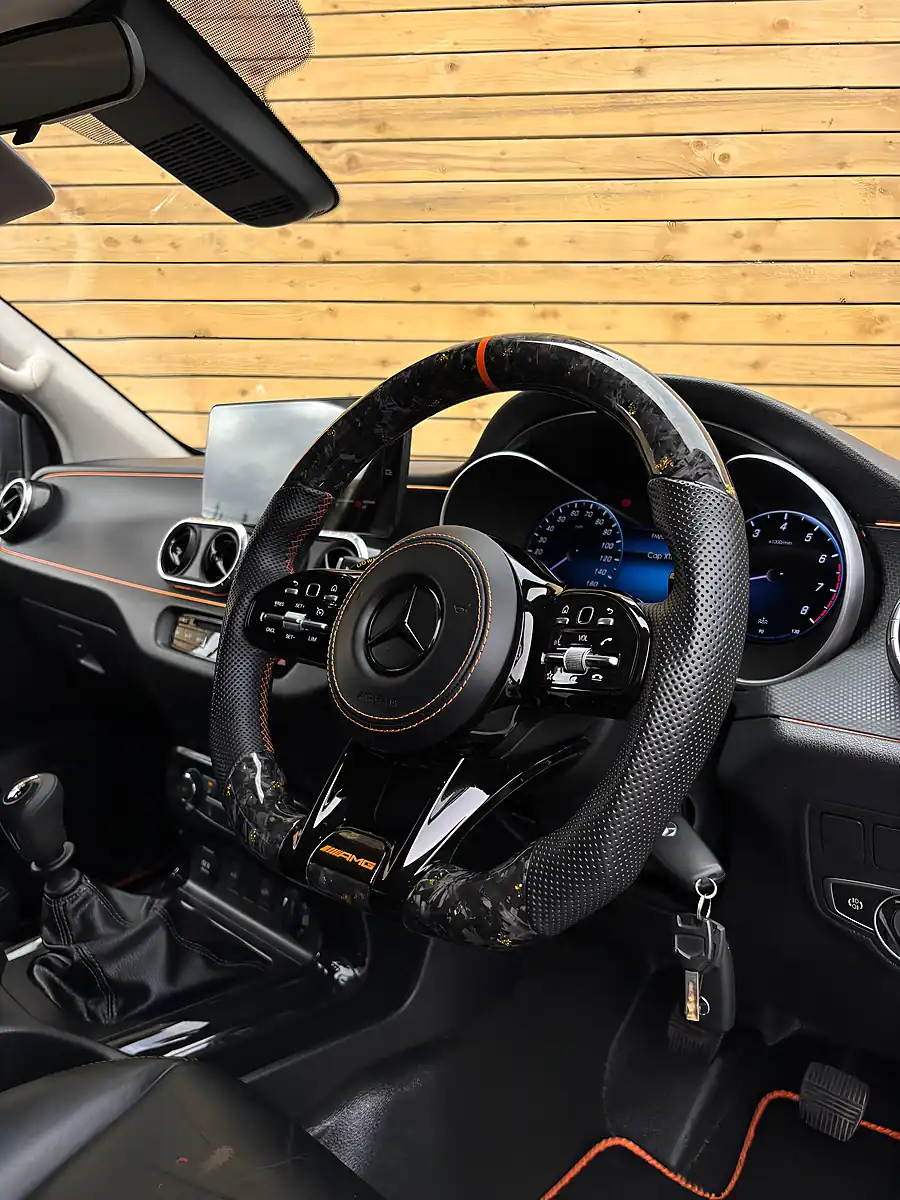 Used 2018 Mercedes-Benz X Class Pure White - Interior and Exterior details 13