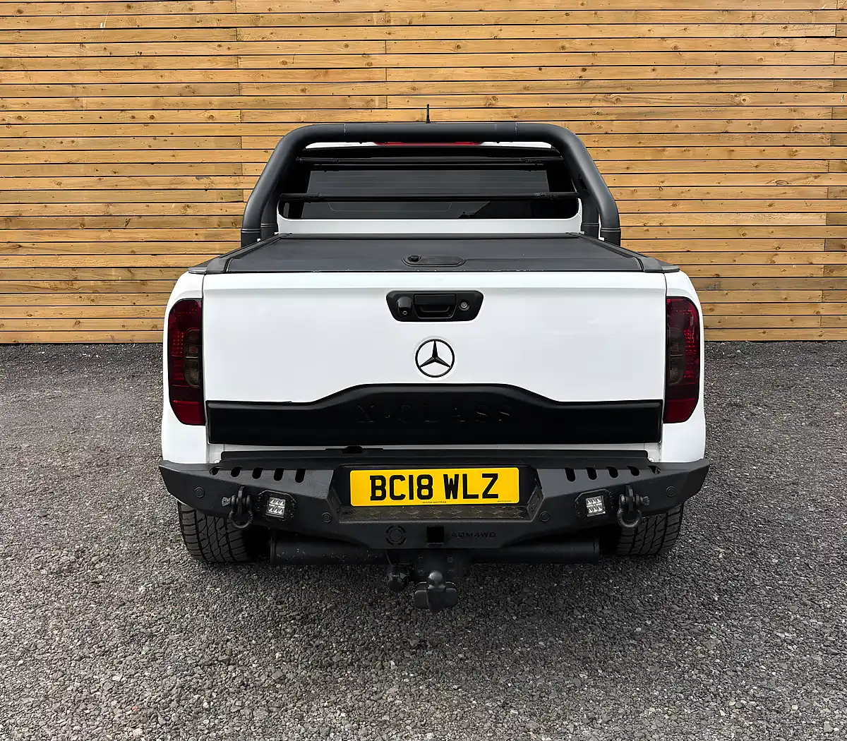 Used 2018 Mercedes-Benz X Class Pure White - Interior and Exterior details 8