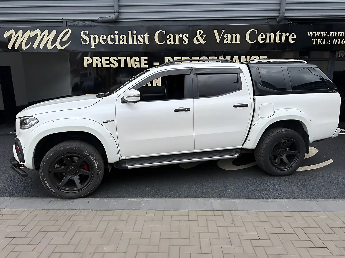 Used 2018 Mercedes-Benz X Class X250 Power White - Interior and Exterior details 3