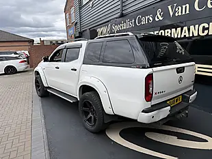 Used 2018 Mercedes-Benz X Class X250 Power White - Interior and Exterior details 7
