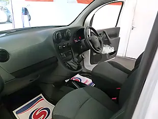 Used 2018 Mercedes Citan 109 White - Interior and Exterior details 13