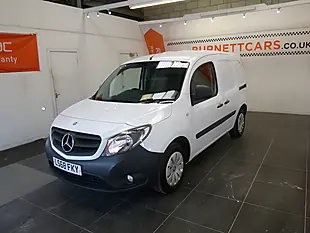 Used 2018 Mercedes Citan 109 White - Interior and Exterior details 5