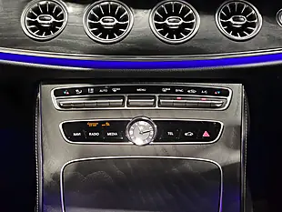 Used 2018 Mercedes E-Class AMG Line (premium) Emerald Green - Interior and Exterior details 17