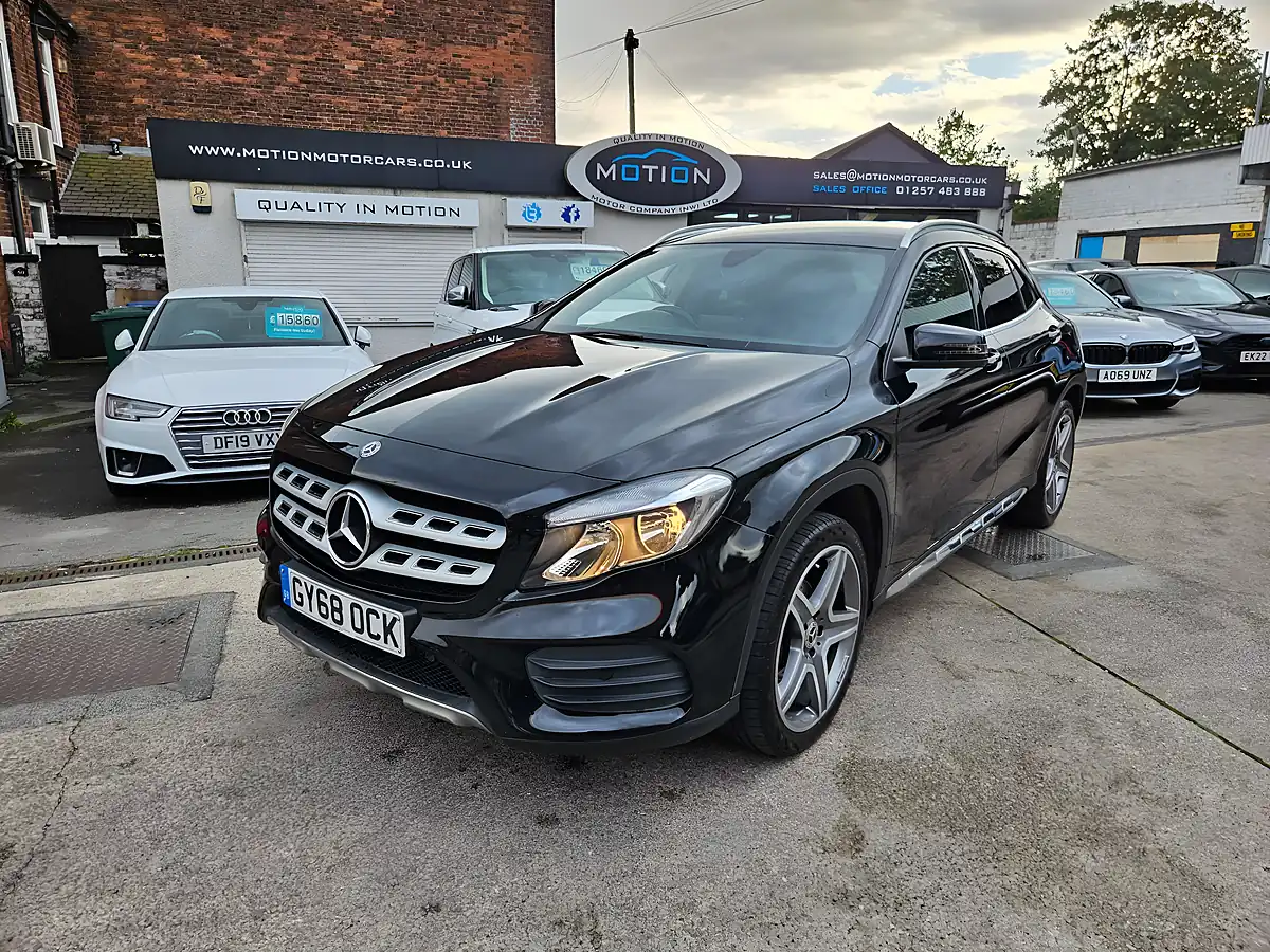Used 2018 Mercedes Gla AMG Line Black - Interior and Exterior details 6