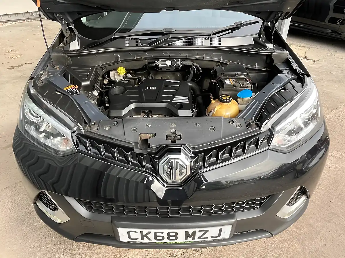 Used 2018 MG Gs Excite Black - Interior and Exterior details 11