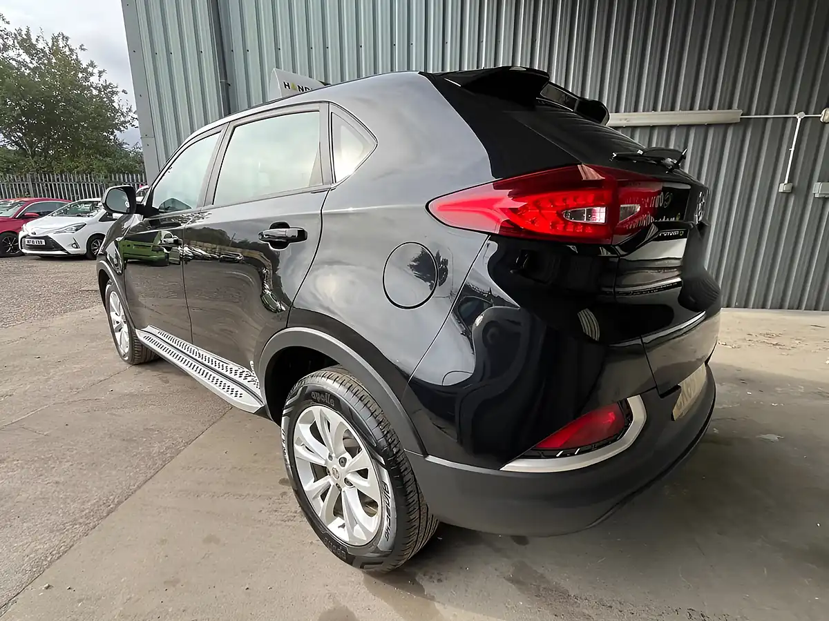 Used 2018 MG Gs Excite Black - Interior and Exterior details 7
