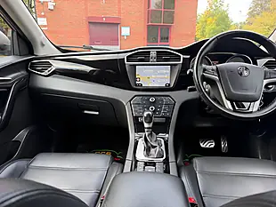 Used 2018 MG Gs Exclusive Gold - Interior and Exterior details 14