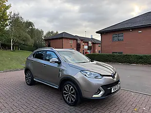 Used 2018 MG Gs Exclusive Gold - Interior and Exterior details 2